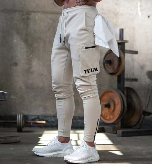 Cream white online joggers